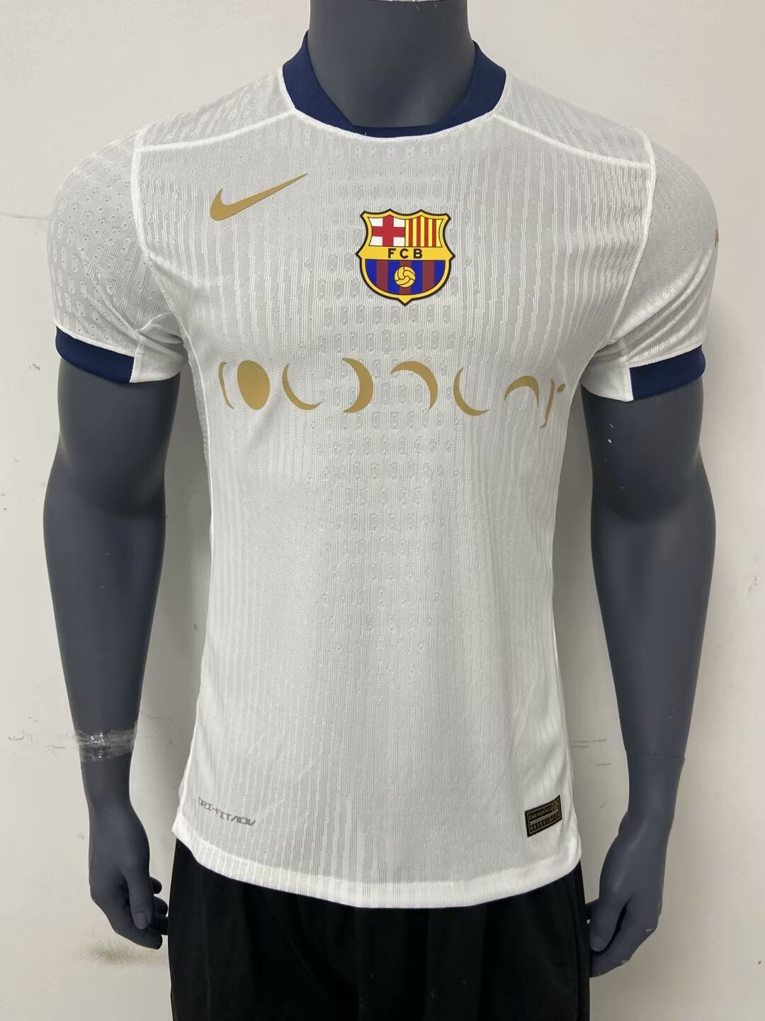 Camiseta oficial del Barcelona liga EDICIÓN BLANCA