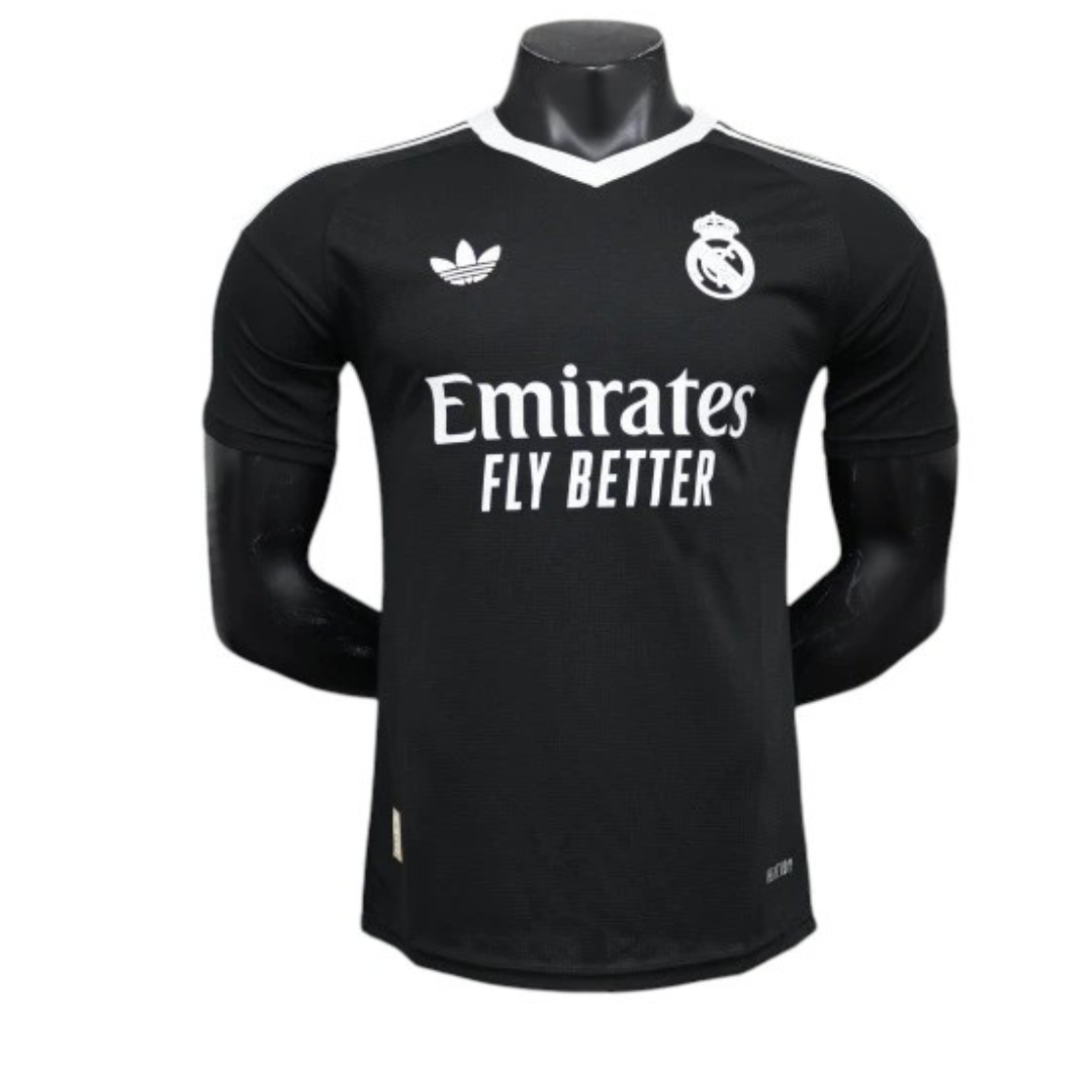 Real Madrid  Official t-shirt GOALKEEPER