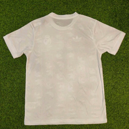 Real Madrid  Official t-shirt ESPECIAL EDITION